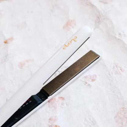 Elona Capellini ~ Ultra-Slim Straightener - Image 3